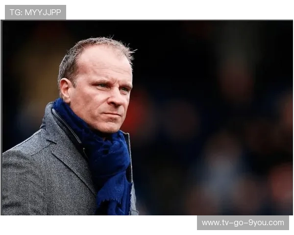 丹尼斯·博格坎普：足坛传奇与阿森纳不朽的艺术家