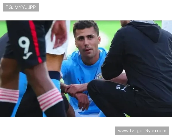 罗德里掌控中场节奏引领球队攻防转换展现顶级球商与统治力