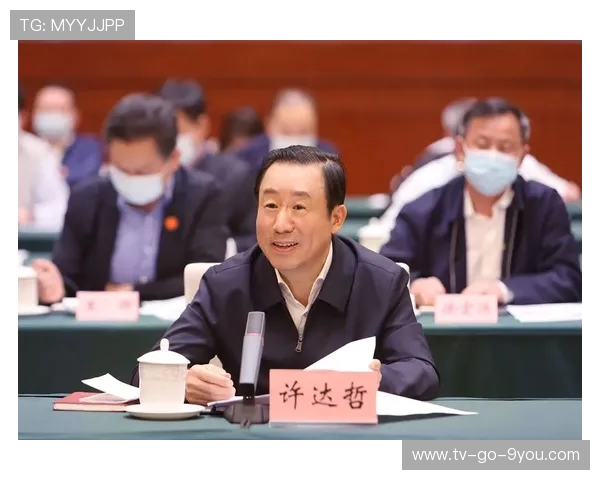 上海攀岩队的团队协作探秘与攀登精神的完美结合 上海攀岩队的团队协作探秘与攀登精神的完美结合