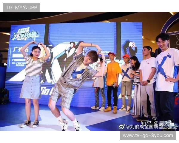 深圳街舞队速度对比深度剖析与舞者表现的关系探讨 深圳街舞队速度对比深度剖析与舞者表现的关系探讨