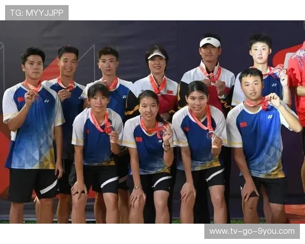 王磊专访:从青涩少年到羽毛球冠军的奋斗与成长之路 王磊专访:从青涩少年到羽毛球冠军的奋斗与成长之路