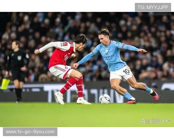 阿森纳鏖战曼联巅峰对决再燃英超豪门荣耀之争 阿森纳鏖战曼联巅峰对决再燃英超豪门荣耀之争