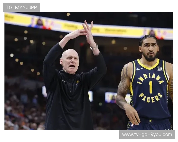 步行者鏖战尼克斯巅峰对决激荡全场演绎硬核篮球精神 步行者鏖战尼克斯巅峰对决激荡全场演绎硬核篮球精神