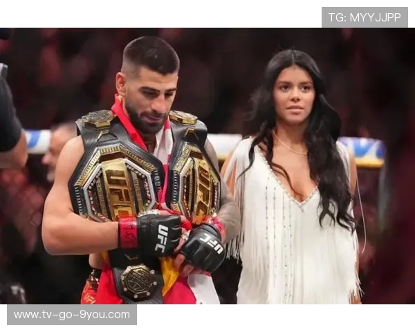 UFC女子与男子对决精彩瞬间视频回顾与分析